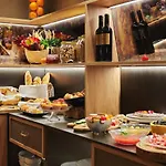 阿卡德壮丽酒店 3*