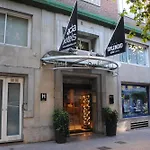阿卡德壮丽酒店 3*