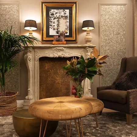 Acta Splendid Hotel