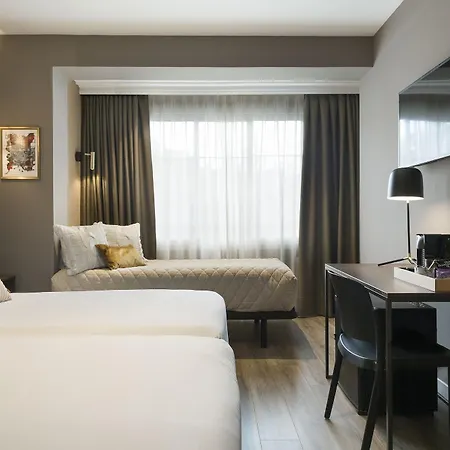 Acta Splendid Hotel 3*