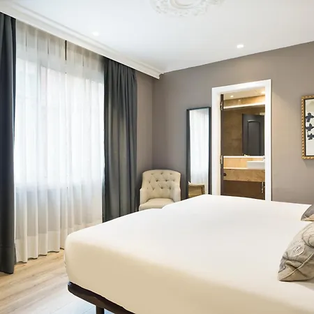 Acta Splendid Hotel