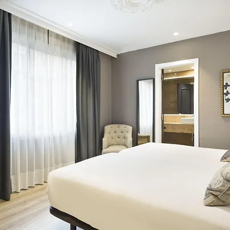 Acta Splendid Hotel