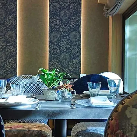 Acta Splendid Otel