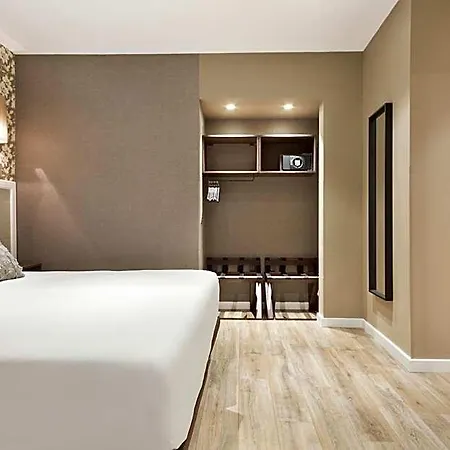 Acta Splendid Otel