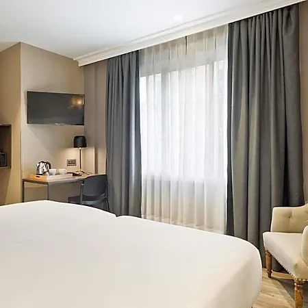 Acta Splendid 3*