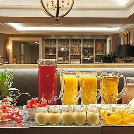 Acta Splendid Otel 3*