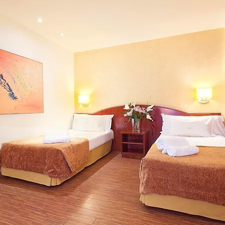 ホテル アクタ スプレンディド バルセロナ