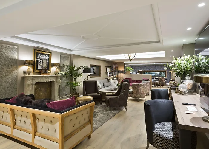 Acta Splendid Hotel 3*