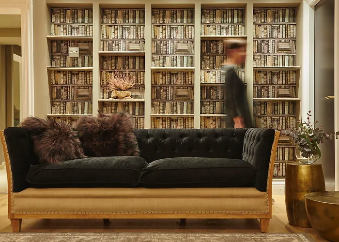 Acta Splendid Hotel 3*